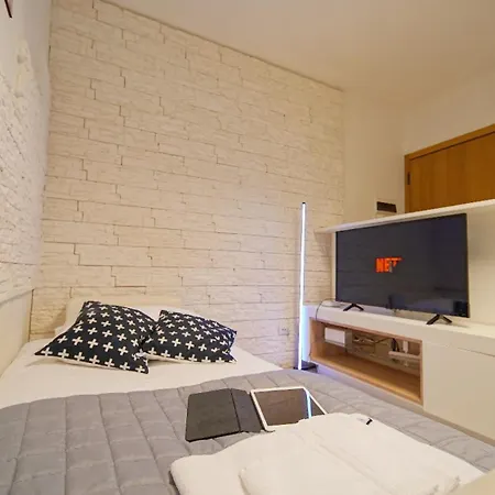 Destiny 12 Borgo Trento Apartment *